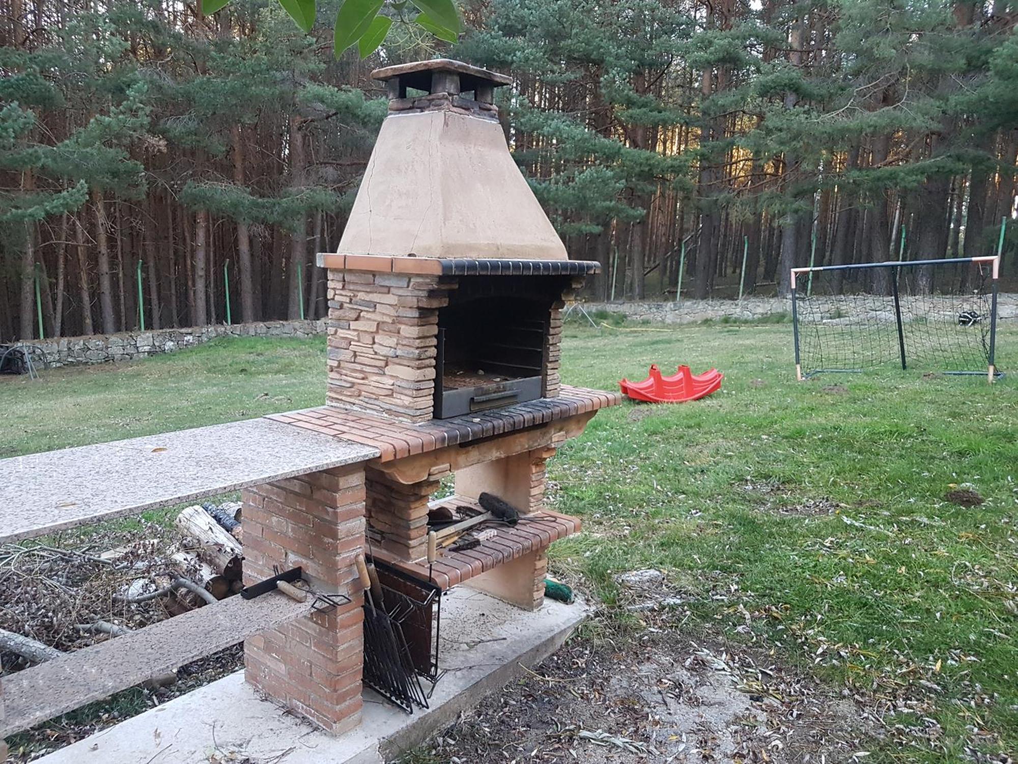 La Vista De Gredos Apartment Наваредонда де Гредос Екстериор снимка